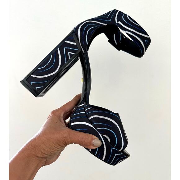 Kat Maconie Angel/Black Printed Satin Chunky High Heel Shoes like new size US 9 - Picture 8 of 16